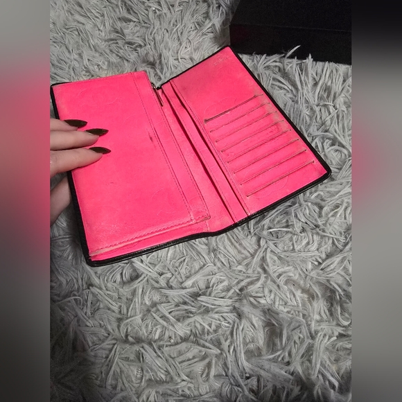 Chanel Black W/ Hot Pink Interior Cambon Long Wallet (EUC)(READ DESCRIPTION) - Picture 10 of 16